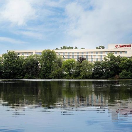 Boston Marriott Newton Hotel Exterior photo